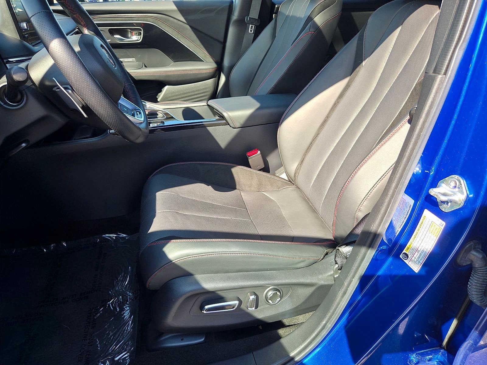 2025 Acura ADX w/A-Spec Advance Package