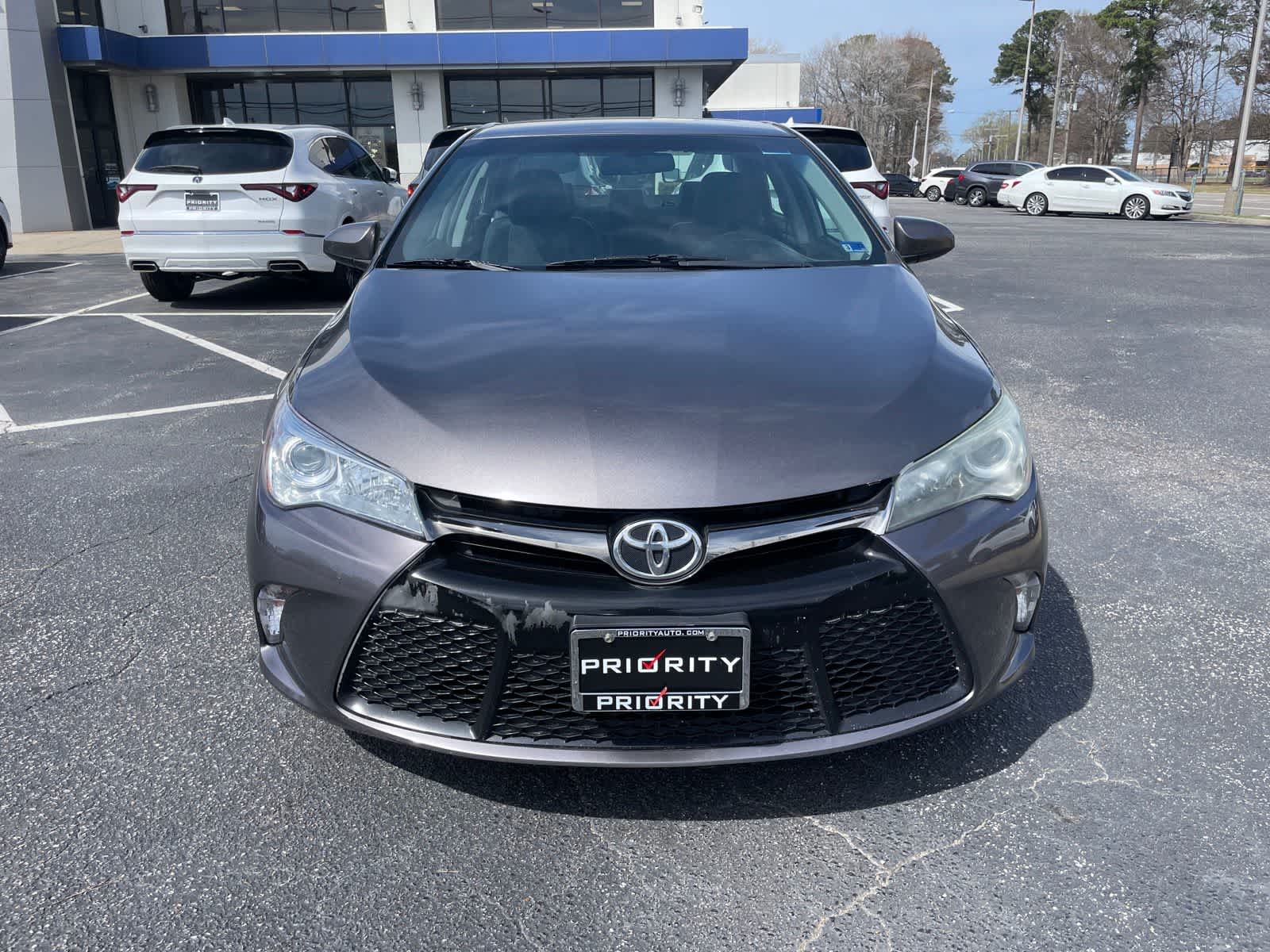 2015 Toyota Camry SE