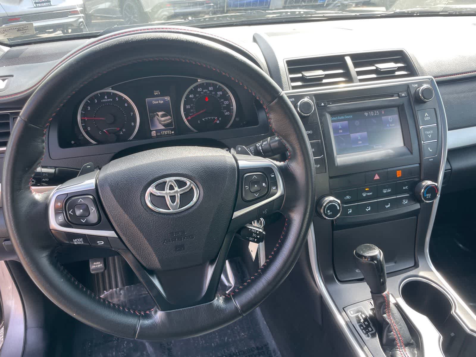 2015 Toyota Camry SE
