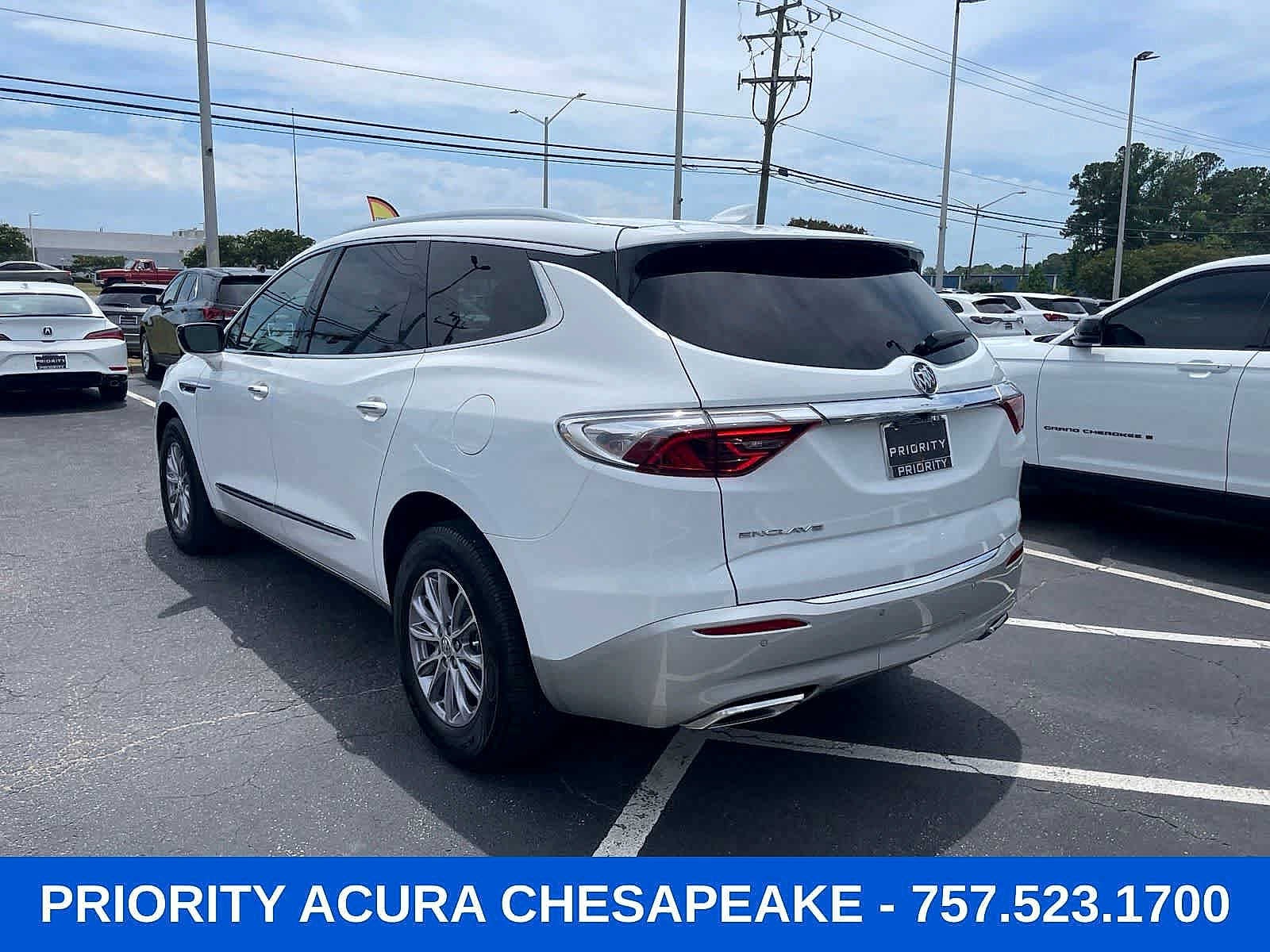 2023 Buick Enclave Essence