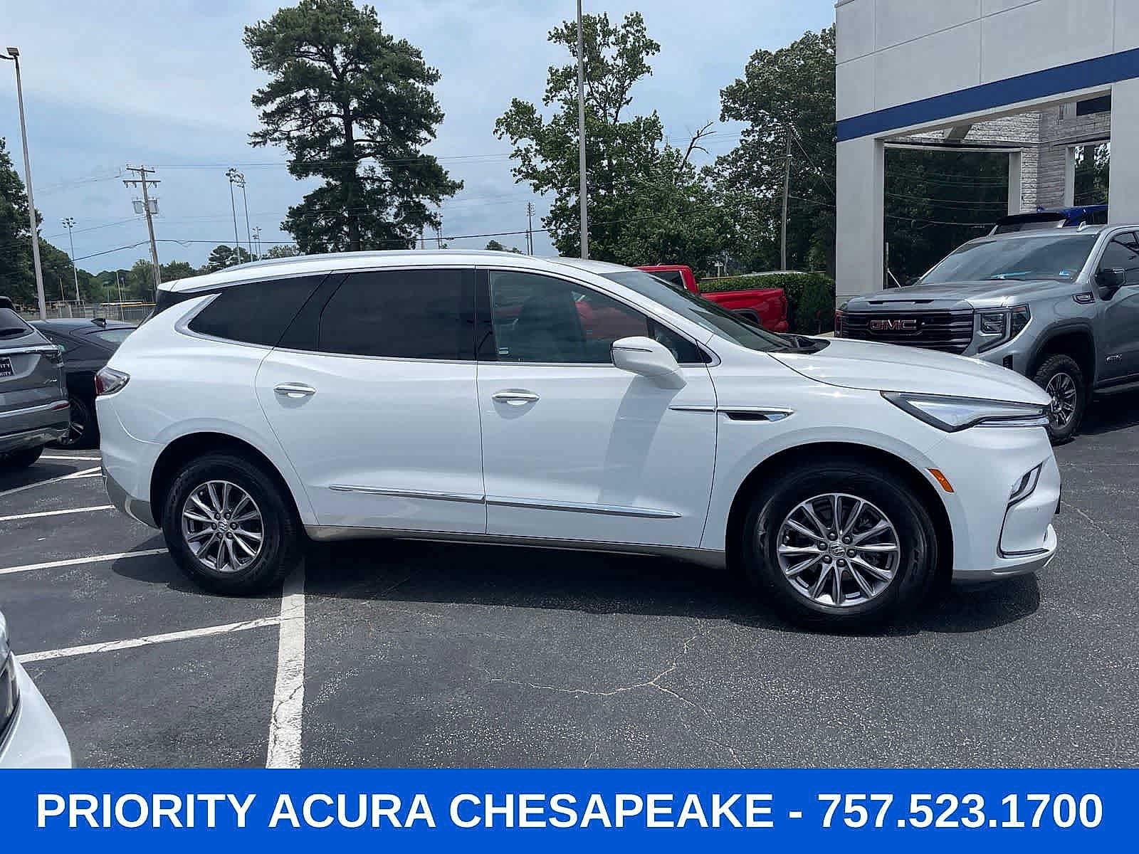 2023 Buick Enclave Essence