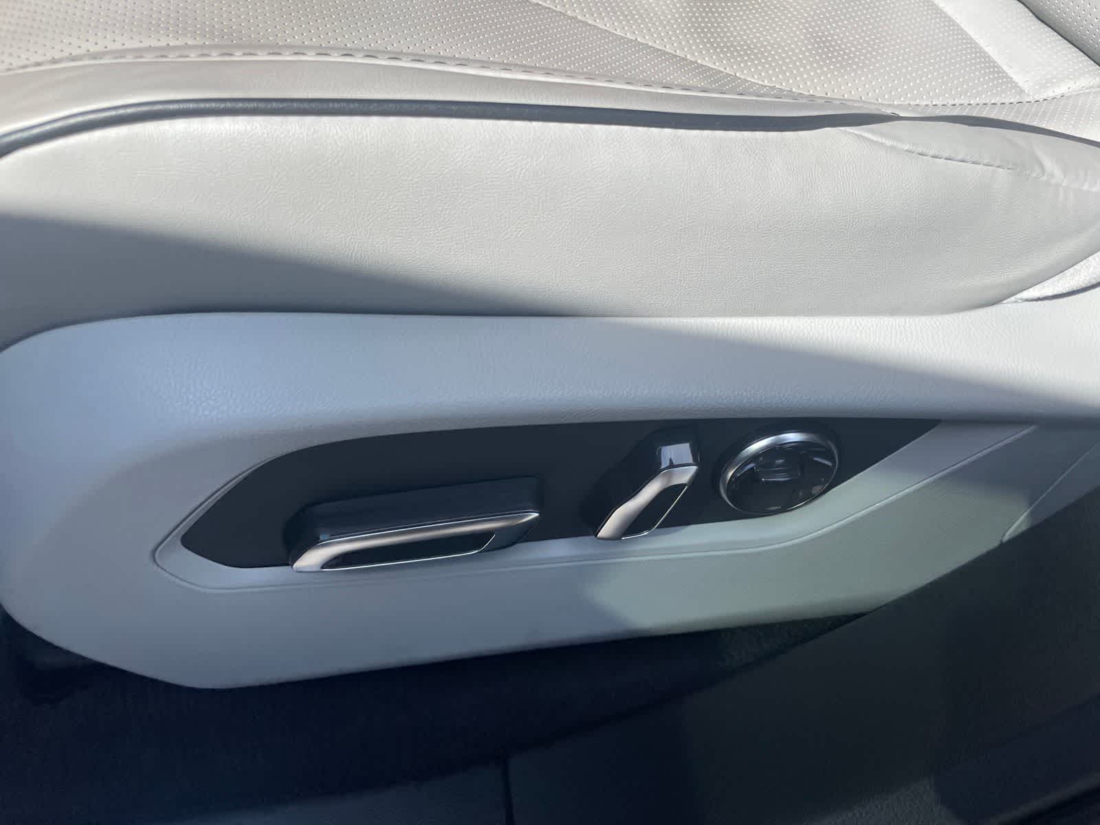 2024 Acura RDX w/Advance Package