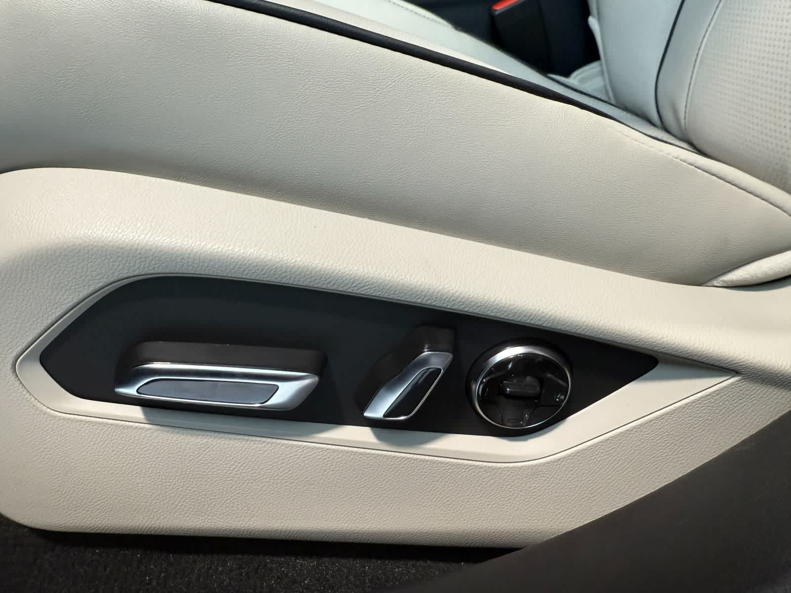 2026 Acura RDX w/Advance Package