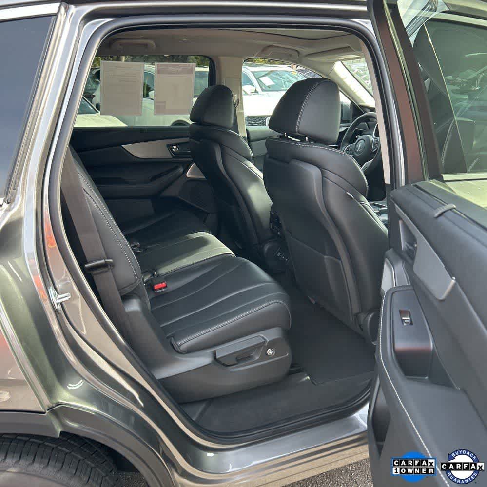 2025 Acura MDX w/Technology Package
