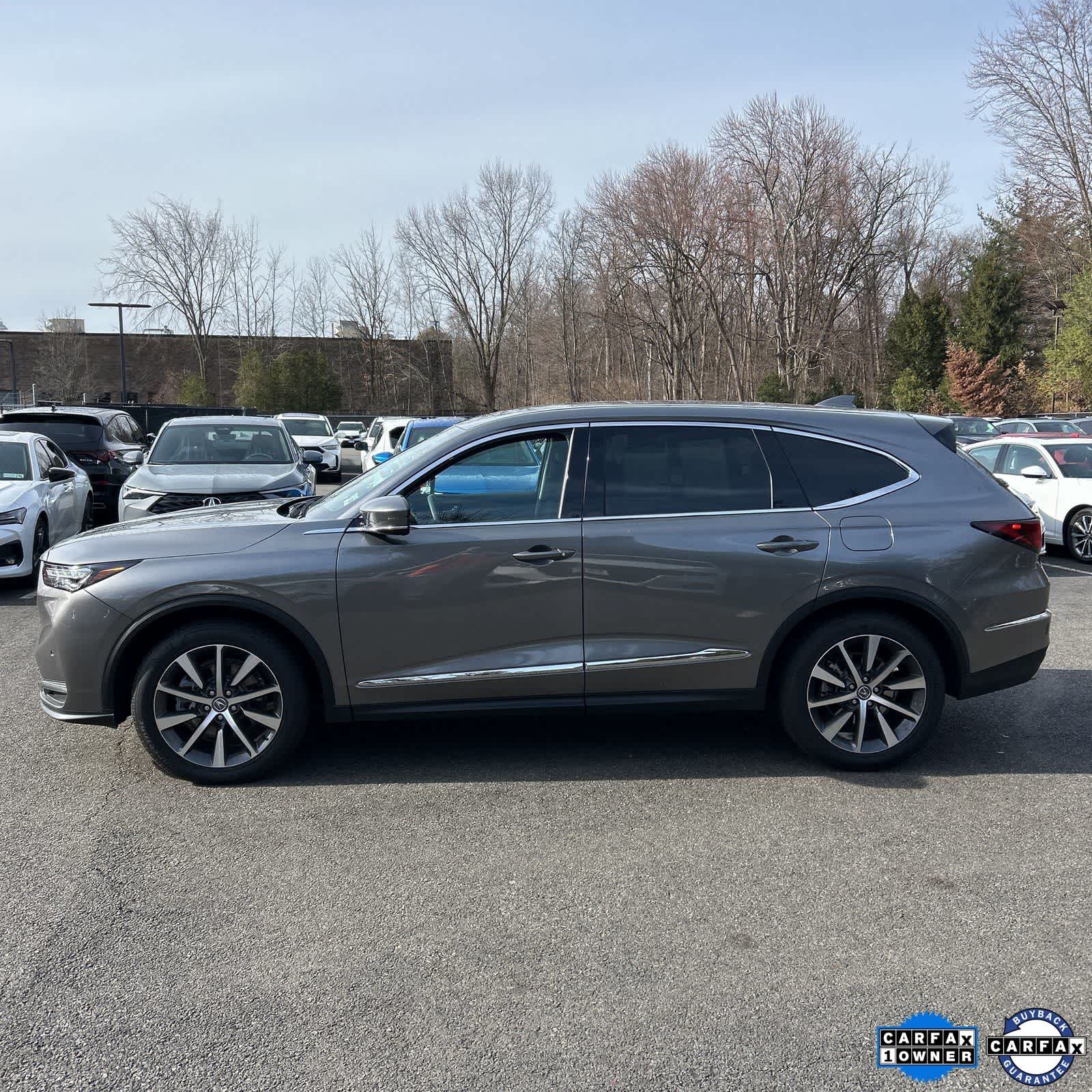 2025 Acura MDX w/Technology Package