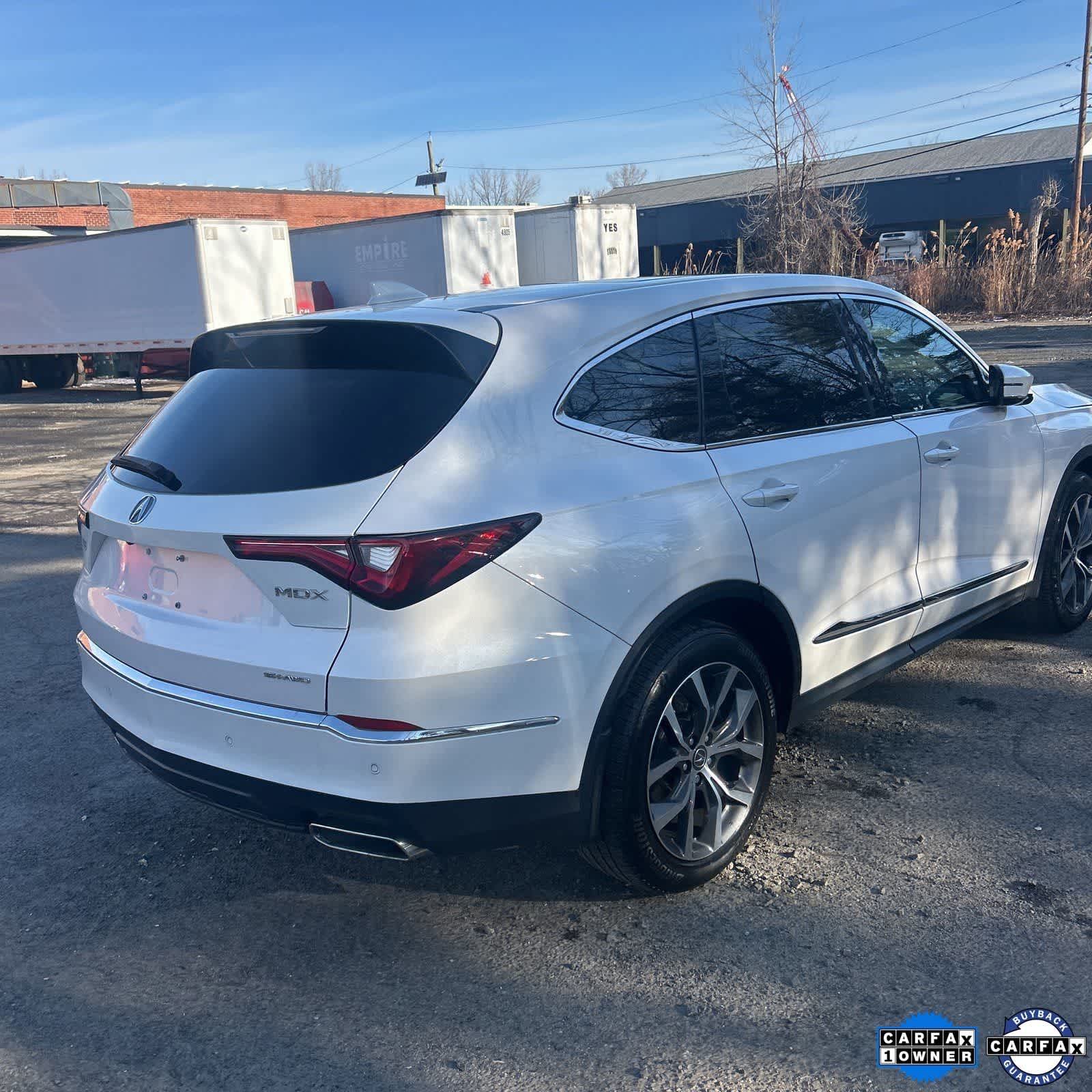 2023 Acura MDX w/Technology Package