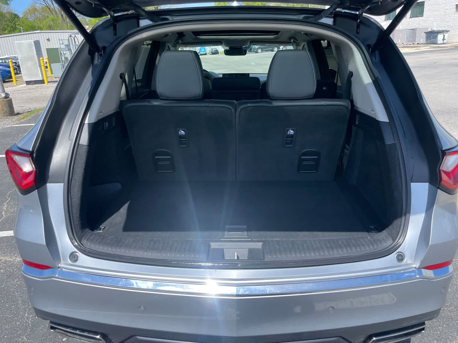 2022 Acura MDX w/Technology Package