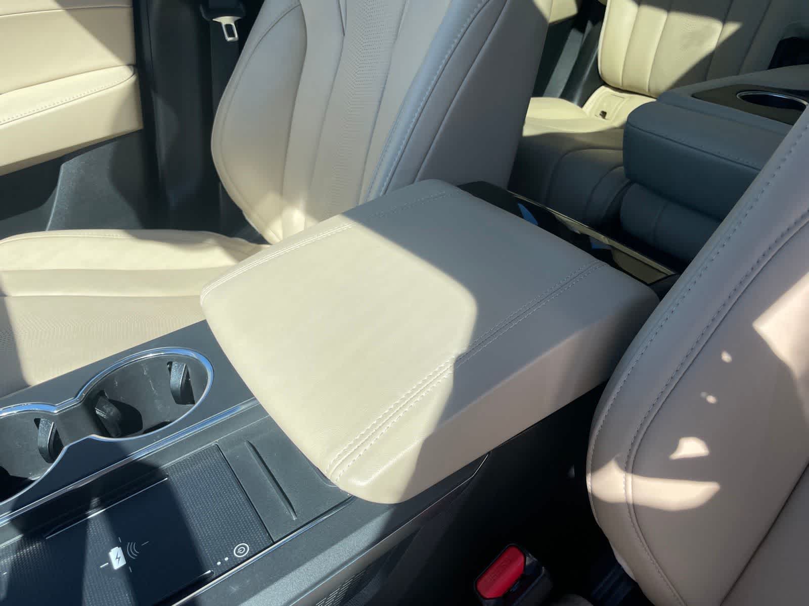 2025 Acura MDX w/Technology Package