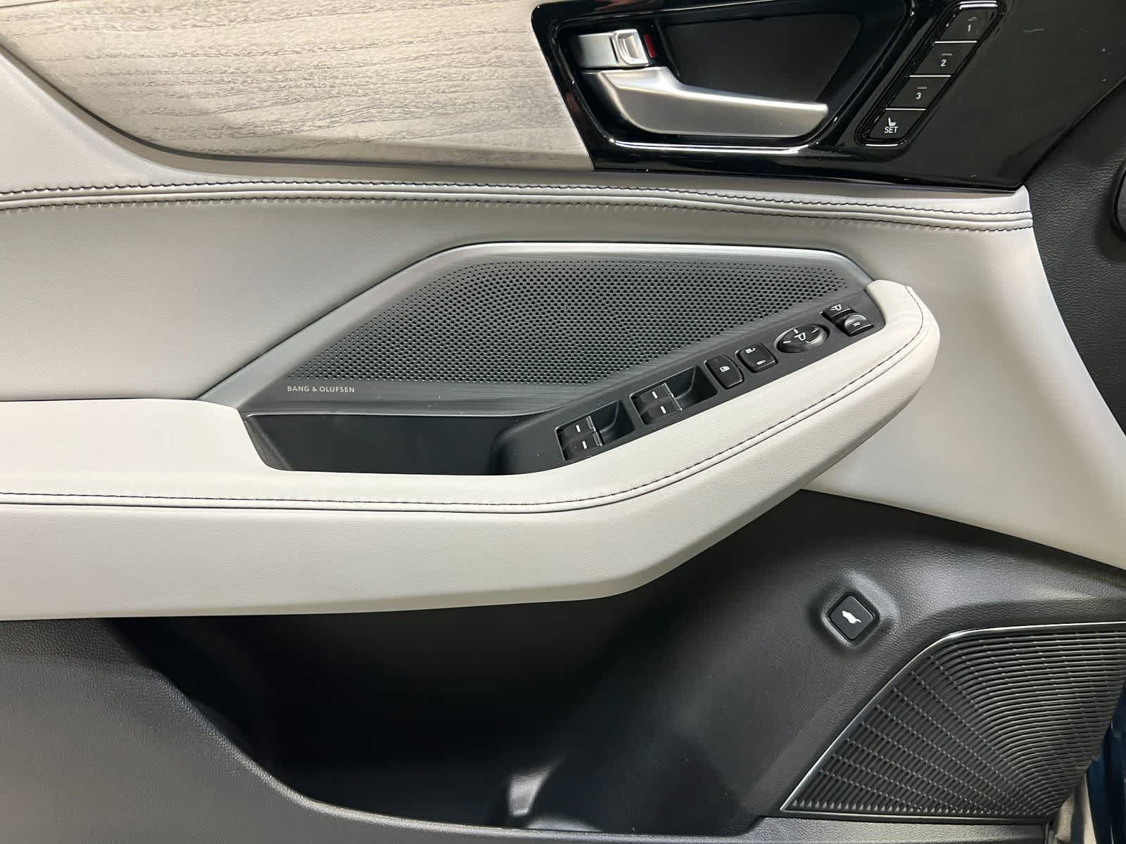 2026 Acura MDX w/Advance Package