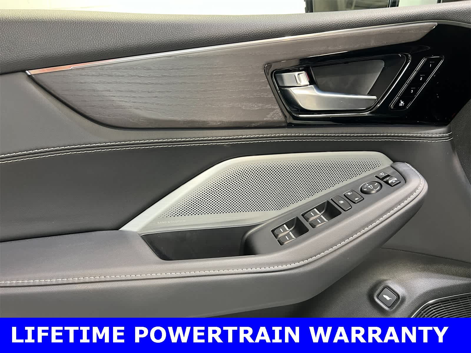 2026 Acura MDX w/Advance Package