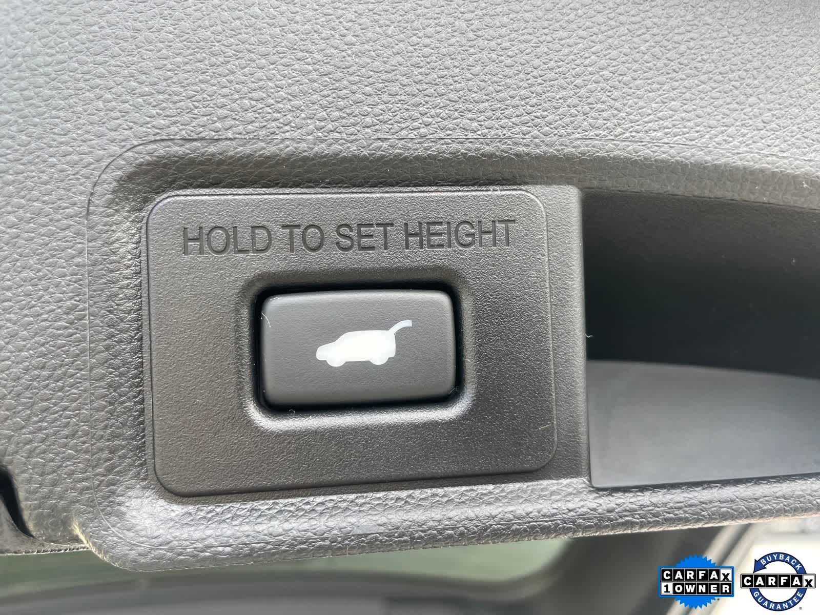 2025 Acura MDX w/Advance Package