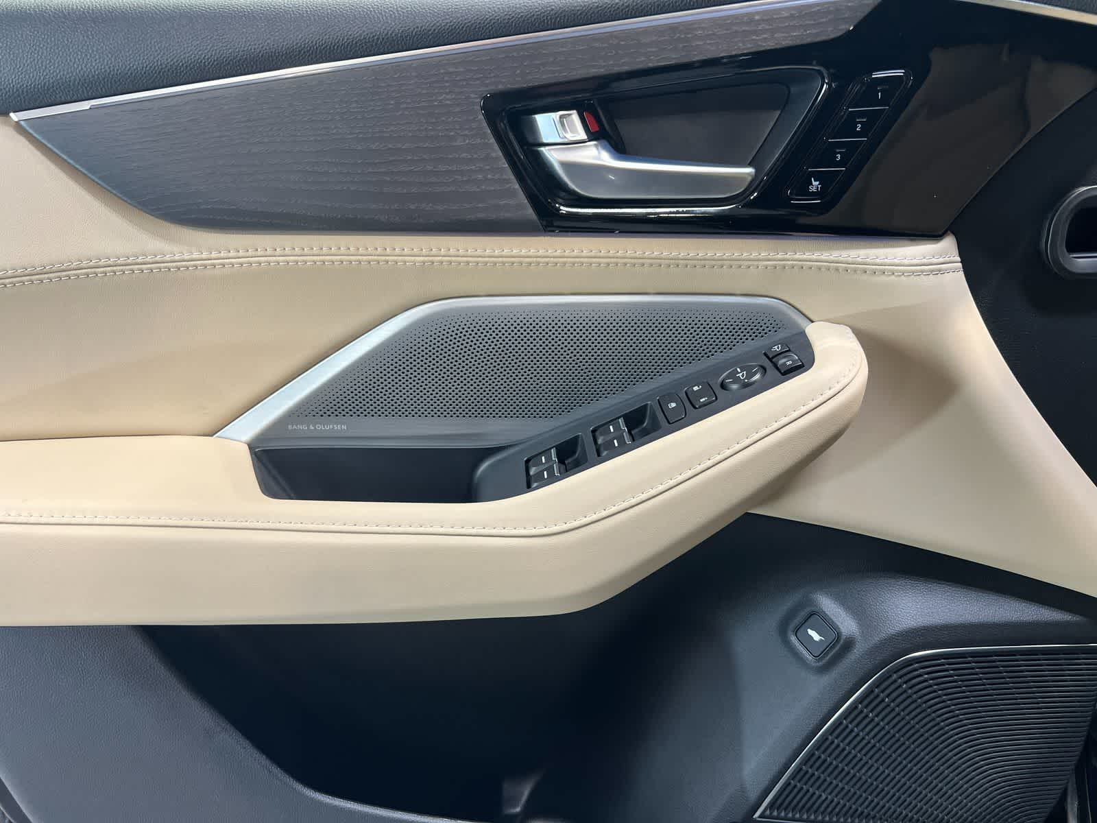 2026 Acura MDX w/Advance Package