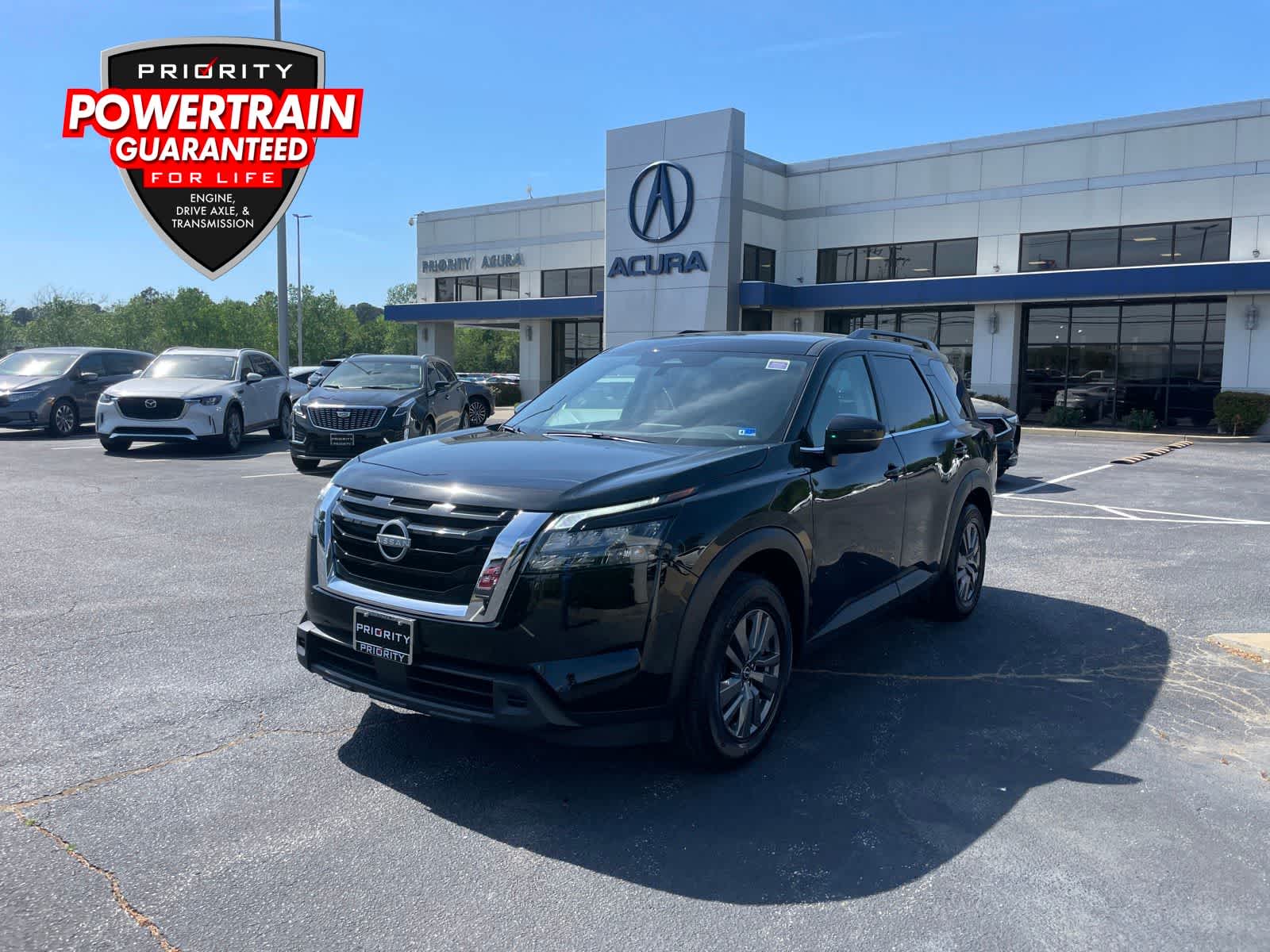 2025 Nissan Pathfinder SV