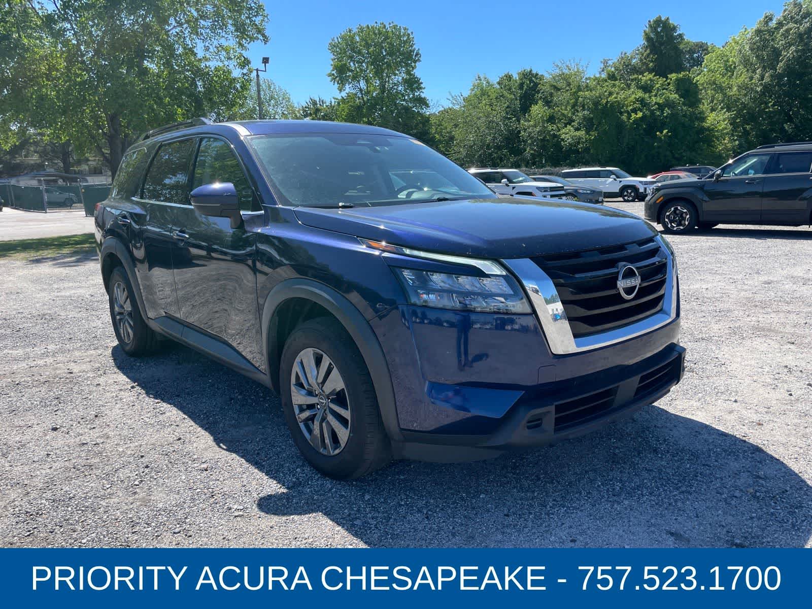 2024 Nissan Pathfinder SV