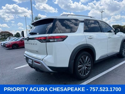 2022 Nissan Pathfinder SL