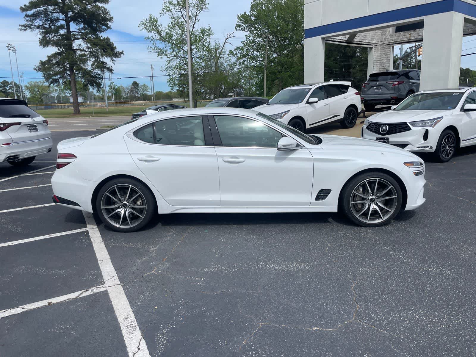 2025 Genesis G70 2.5T