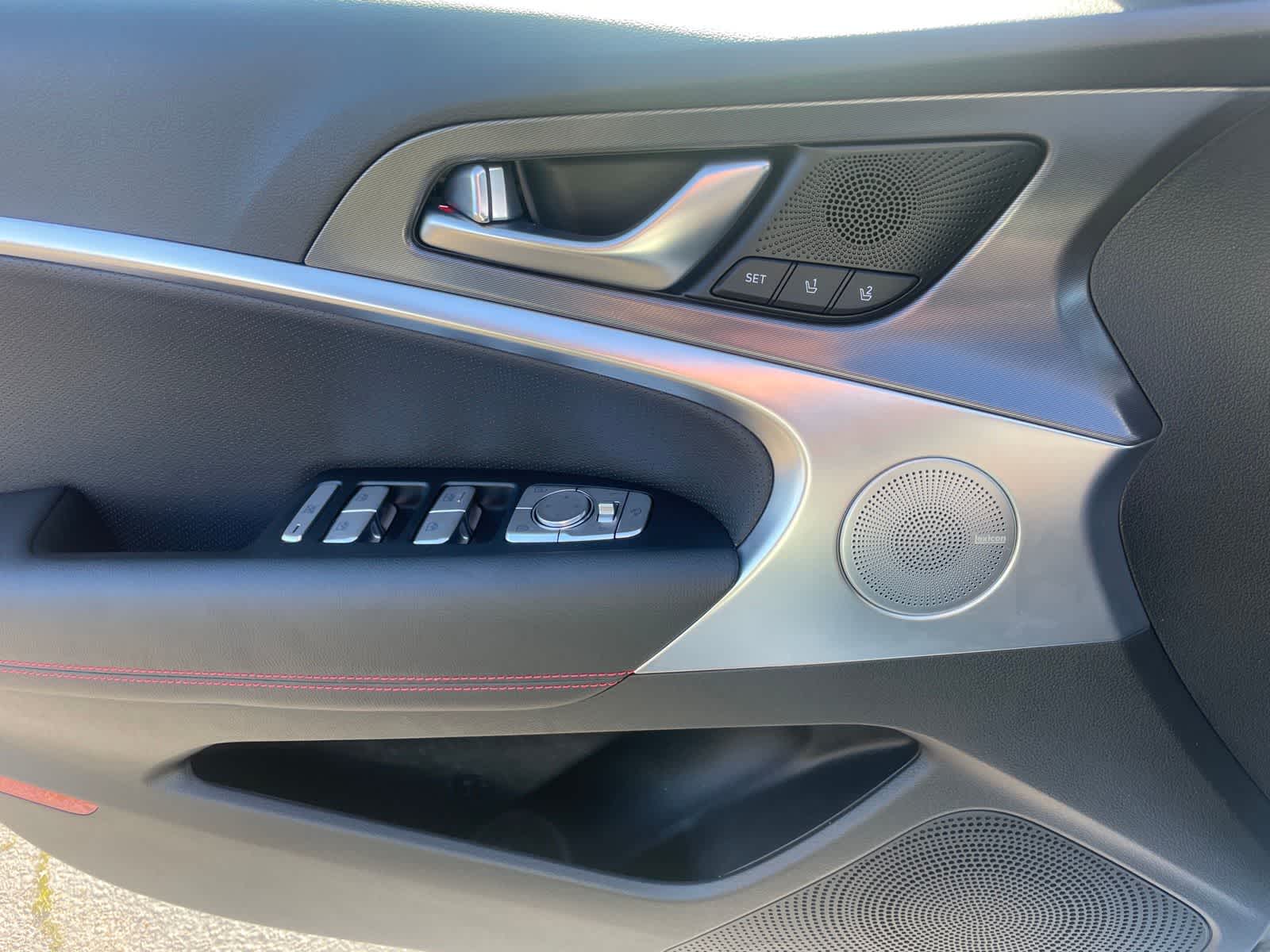 2025 Genesis G70 3.3T Sport Advanced