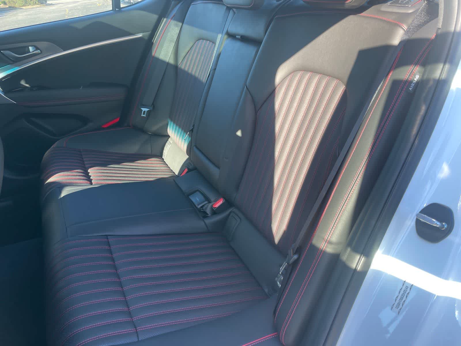 2025 Genesis G70 3.3T Sport Advanced