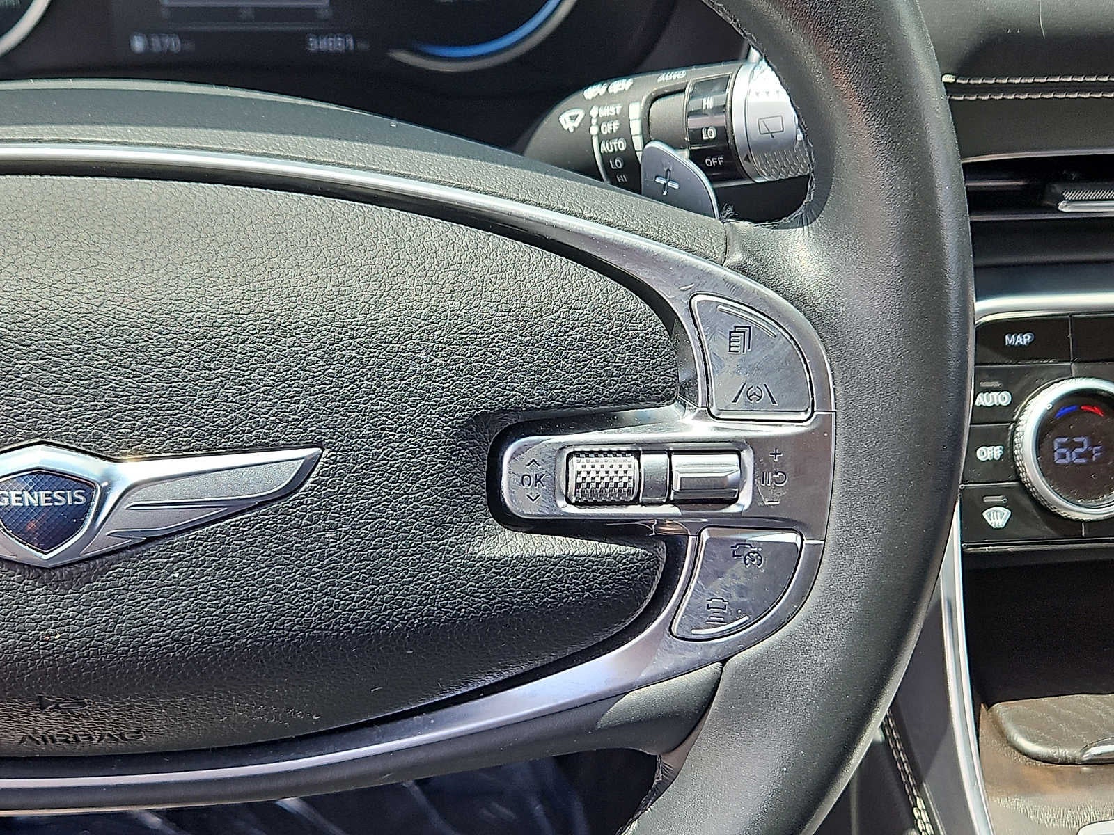 2024 Genesis GV80 Base