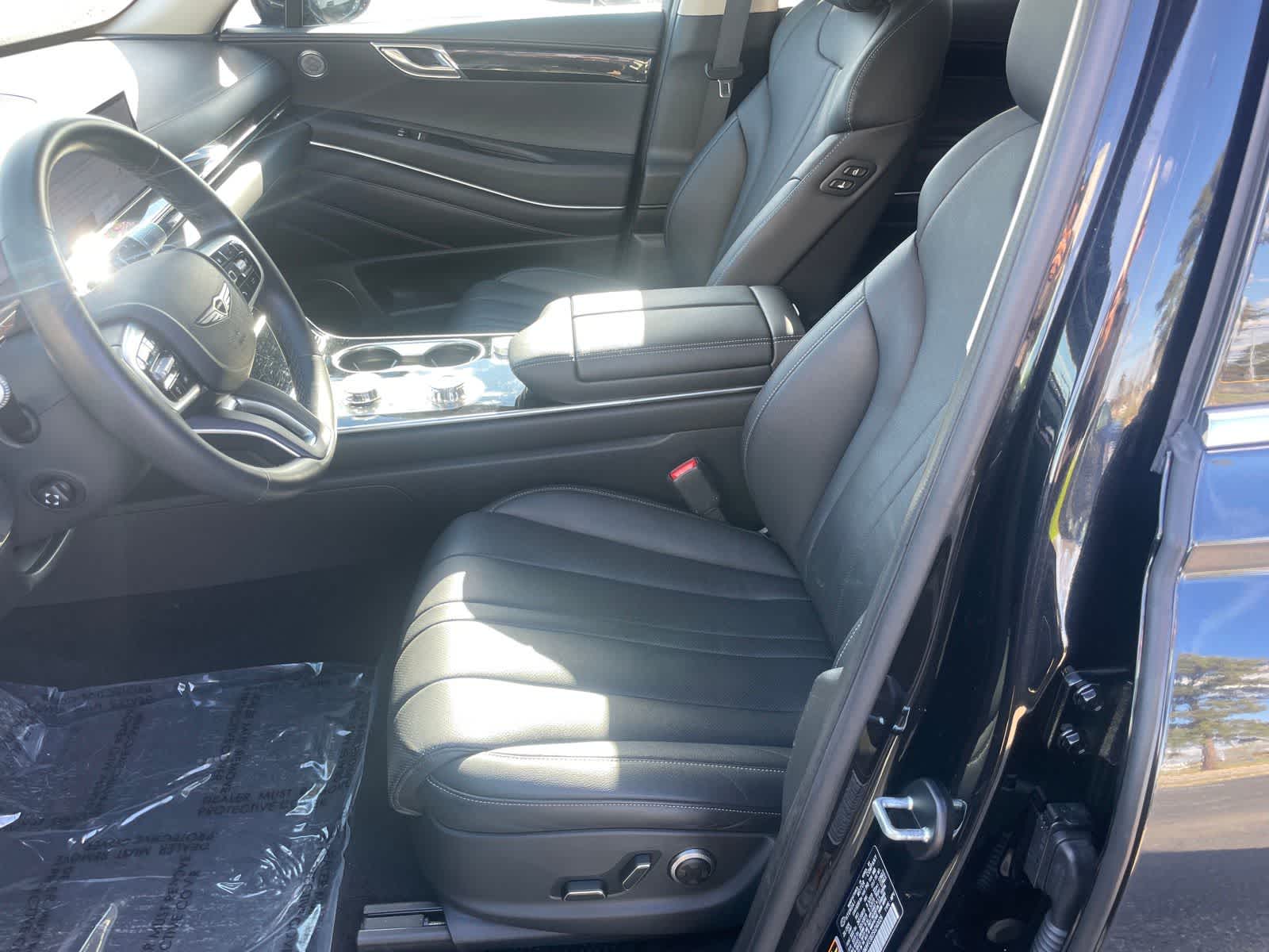 2025 Genesis GV80 Standard