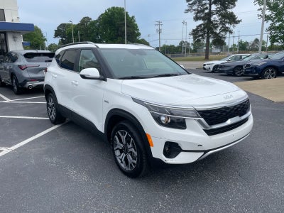 2022 Kia Seltos EX