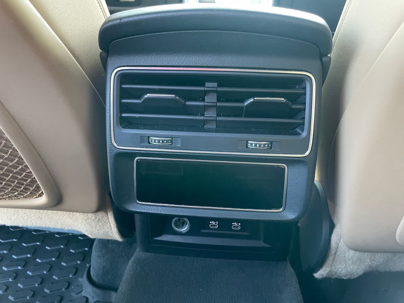 2021 Audi Q7 Premium Plus