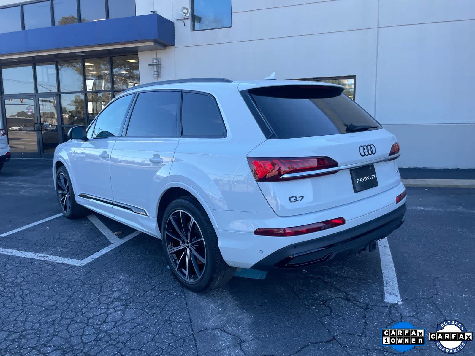 2021 Audi Q7 Premium Plus