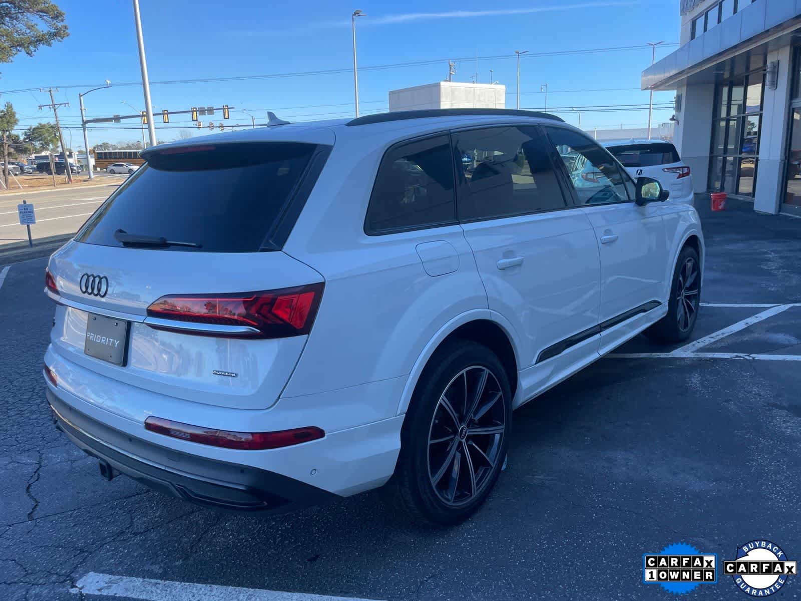 2021 Audi Q7 Premium Plus