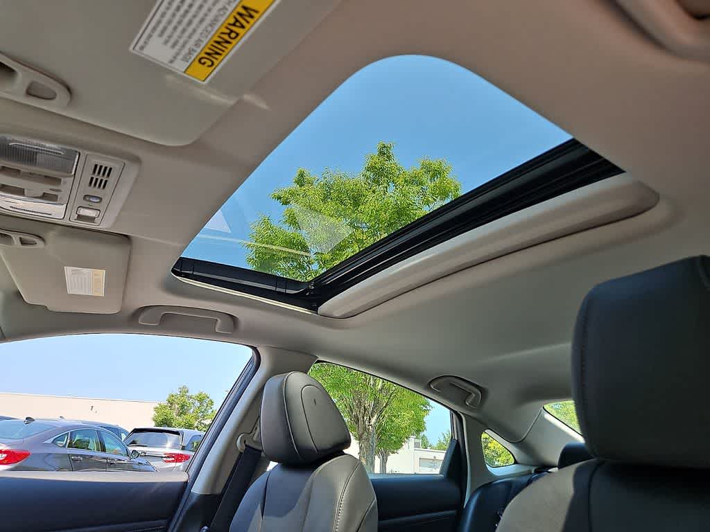 2022 Honda Insight Touring