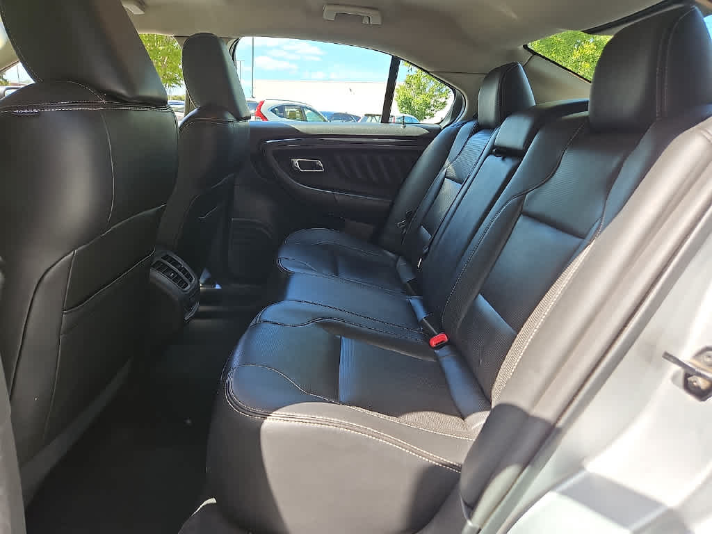 2010 Ford Taurus Limited