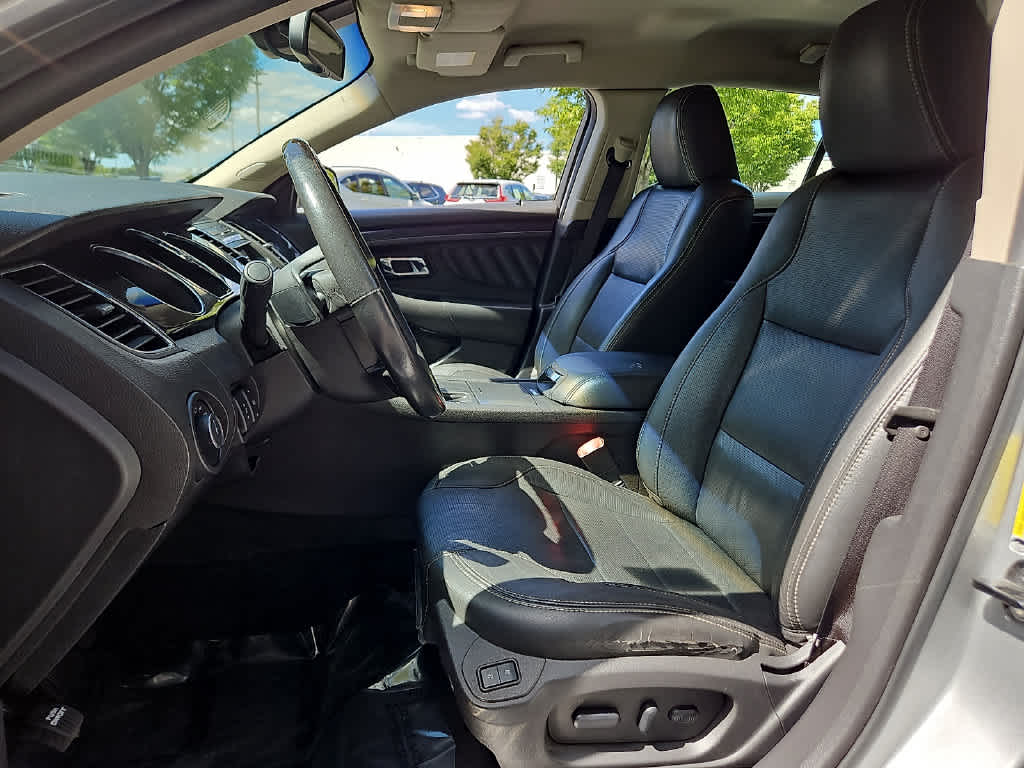 2010 Ford Taurus Limited