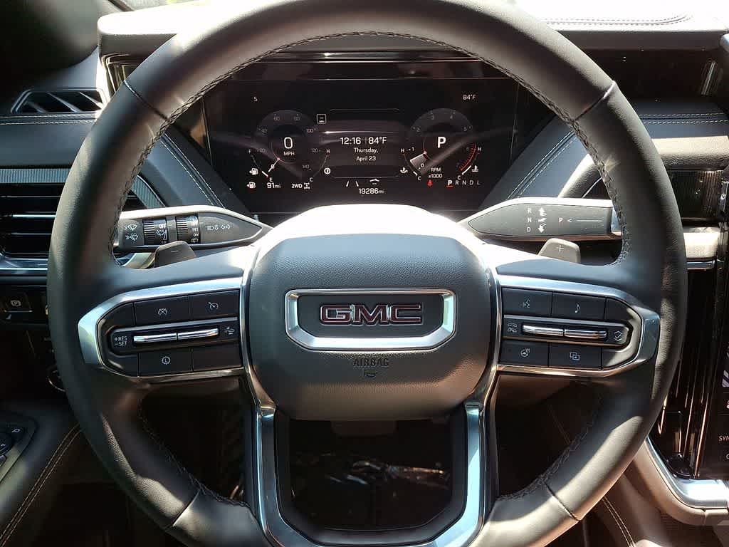 2025 GMC Yukon Elevation