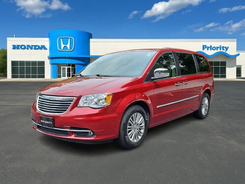 2013 Chrysler Town & Country Touring-L
