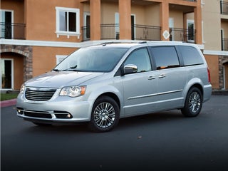 2013 Chrysler Town &amp; Country Touring-L