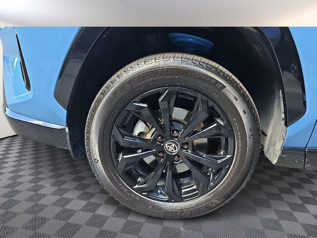 2024 Toyota RAV4 Hybrid SE