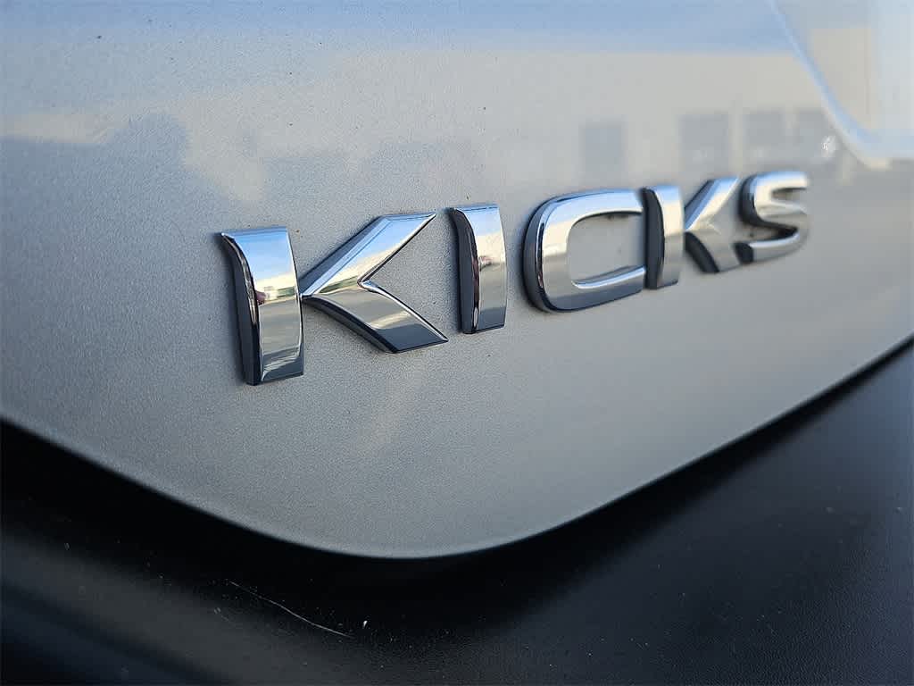 2020 Nissan Kicks S