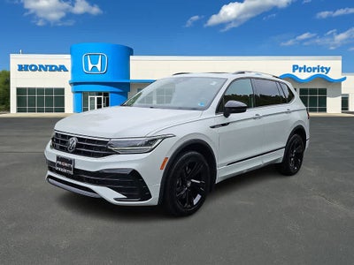2023 Volkswagen Tiguan SE R-Line Black