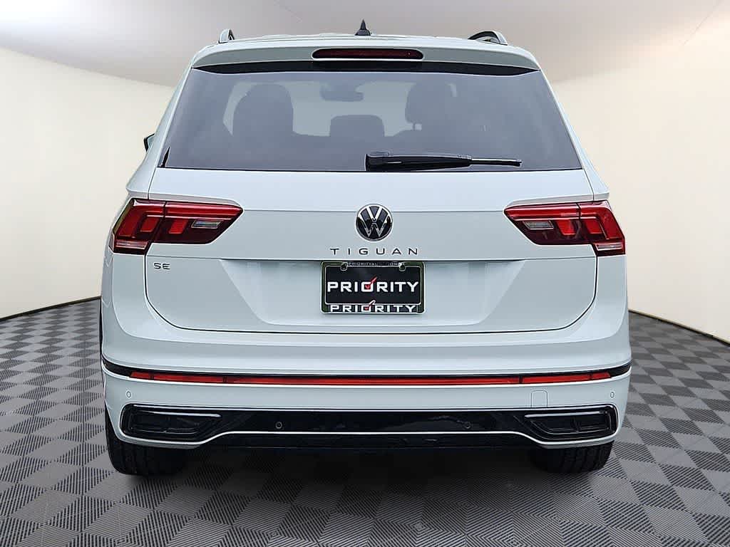 2023 Volkswagen Tiguan SE R-Line Black