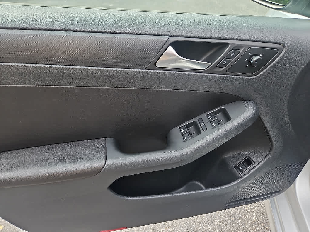2012 Volkswagen Jetta Base