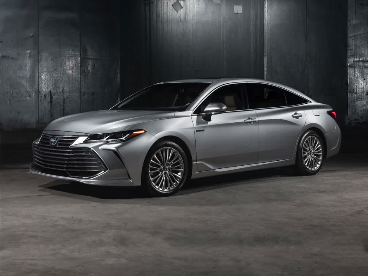 2019 Toyota Avalon Hybrid XLE