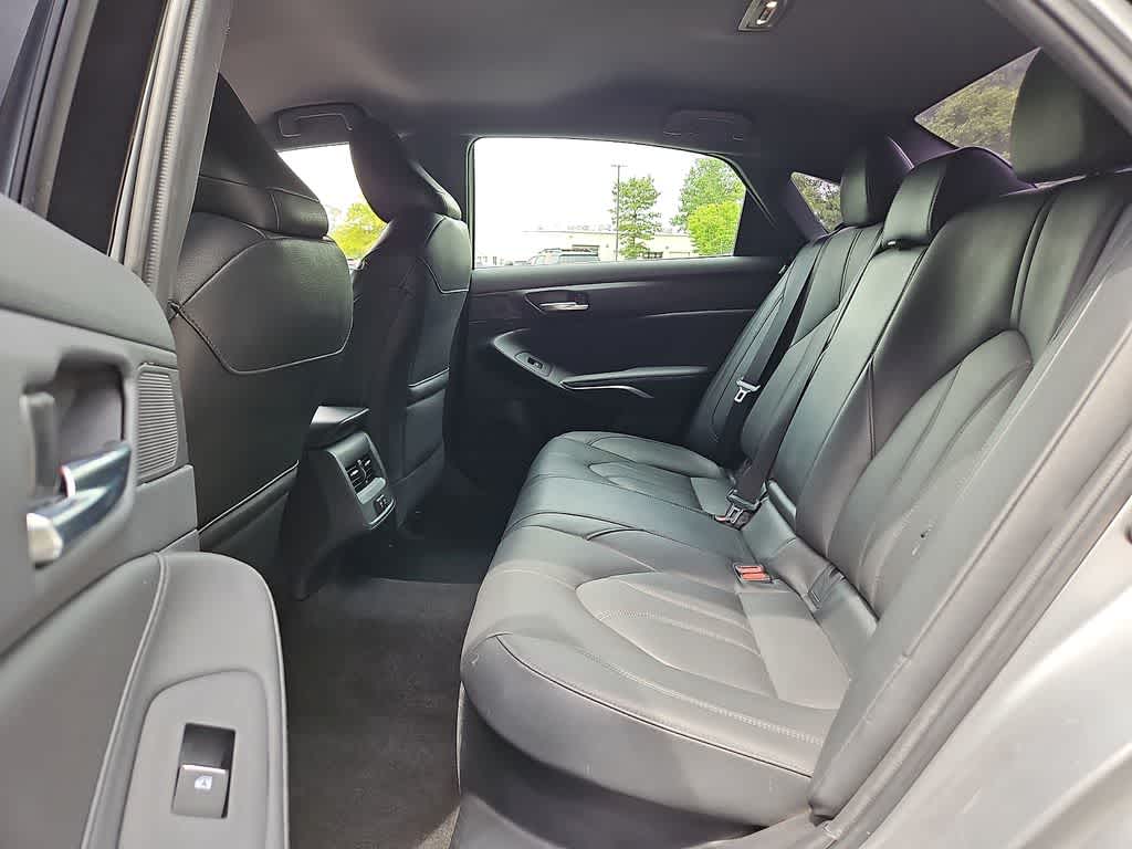 2019 Toyota Avalon Hybrid XLE
