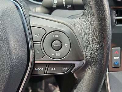 2019 Toyota Avalon Hybrid XLE