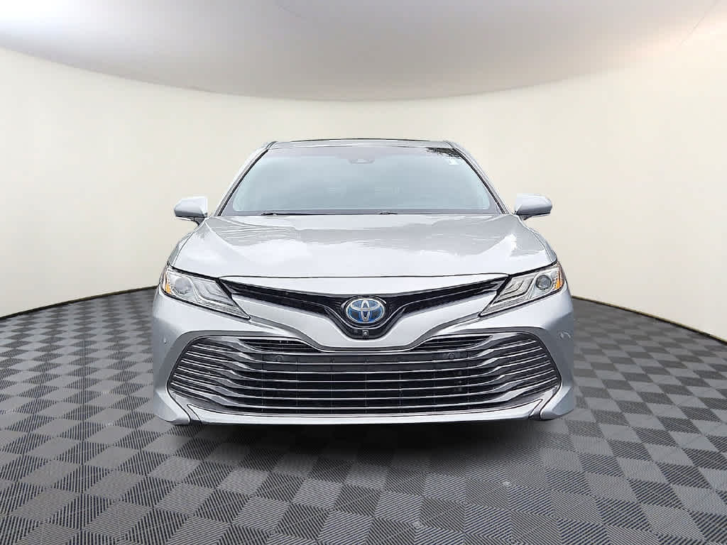 2018 Toyota Camry Hybrid XLE