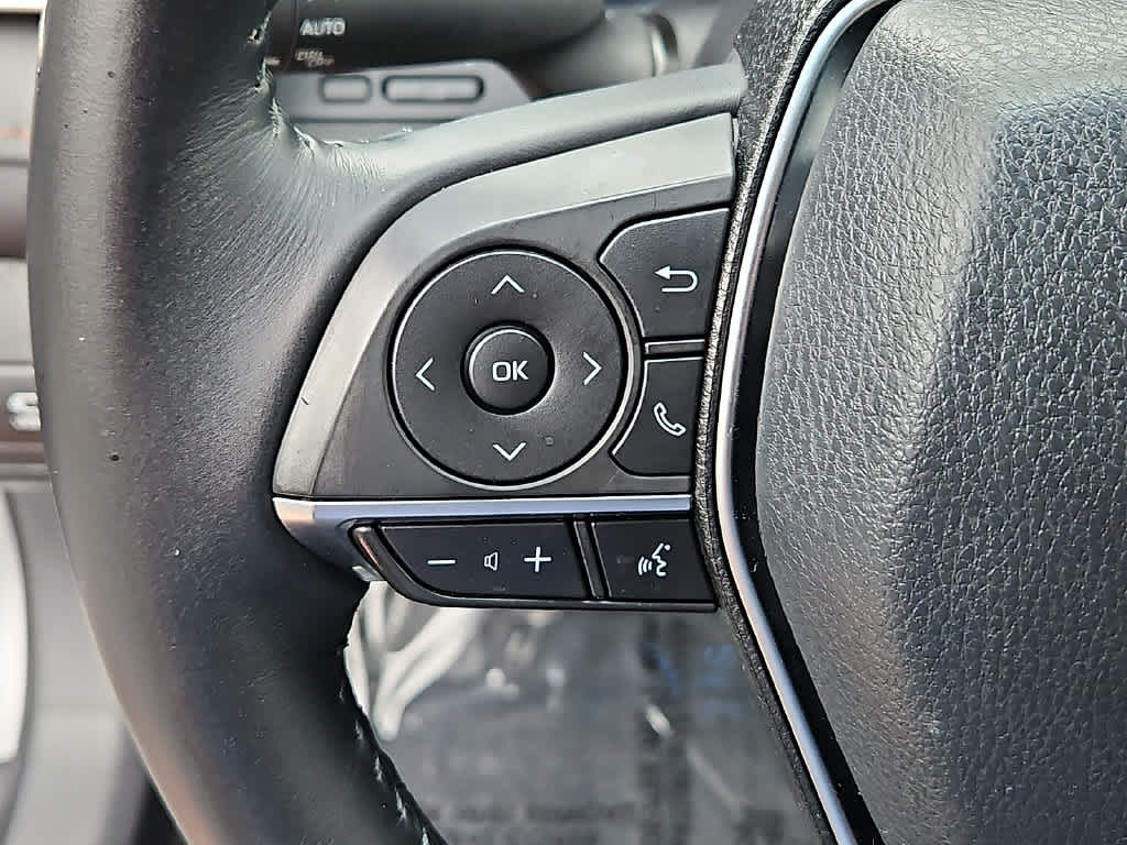 2018 Toyota Camry Hybrid XLE