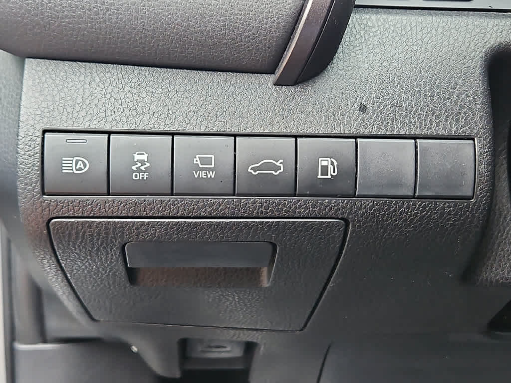 2018 Toyota Camry Hybrid XLE