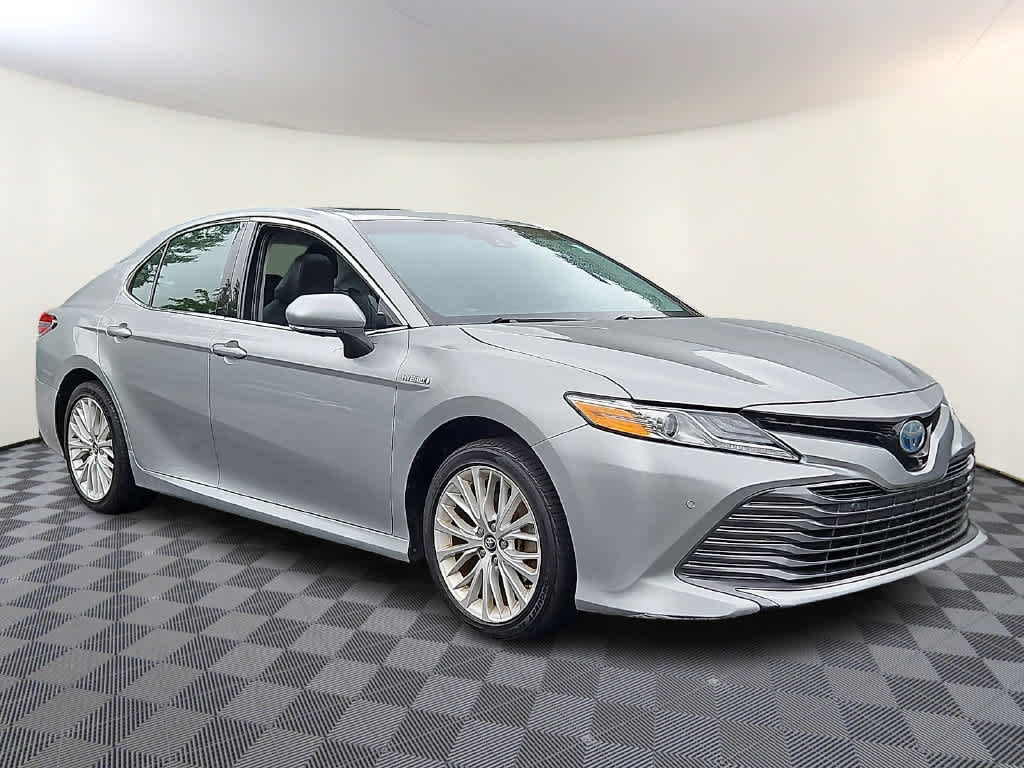 2018 Toyota Camry Hybrid XLE