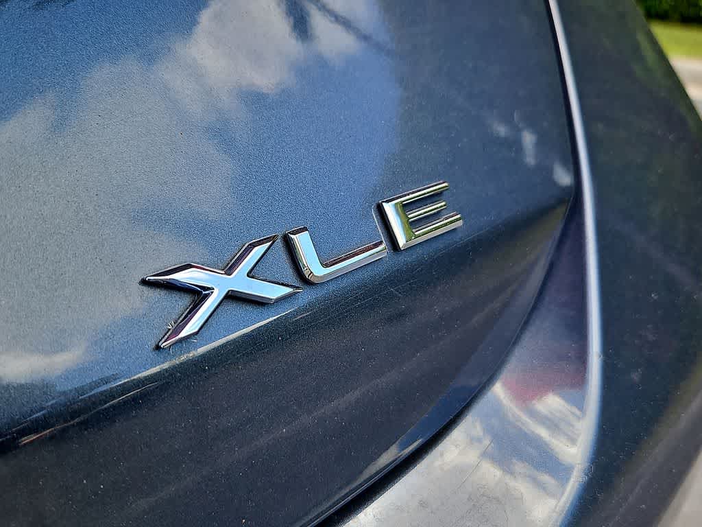 2021 Toyota Avalon XLE