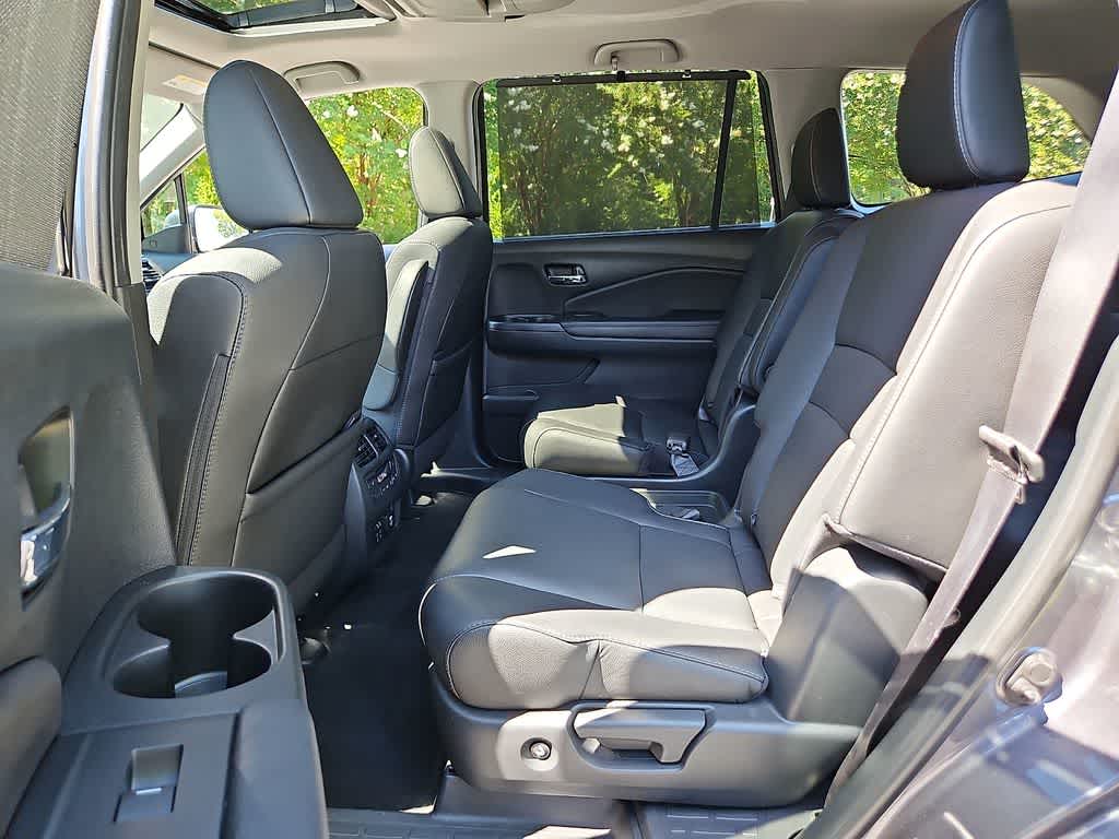 2022 Honda Pilot Touring 7-Passenger