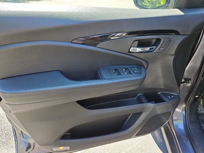 2022 Honda Pilot Touring 7-Passenger
