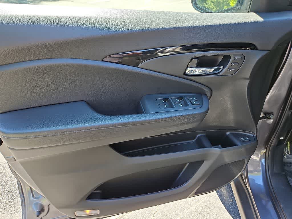 2022 Honda Pilot Touring 7-Passenger